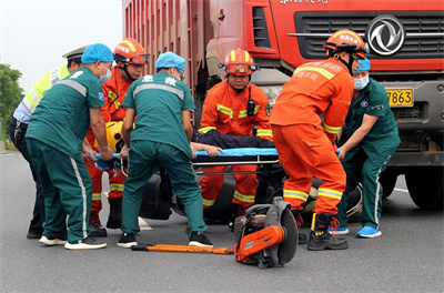 泰州沛县道路救援